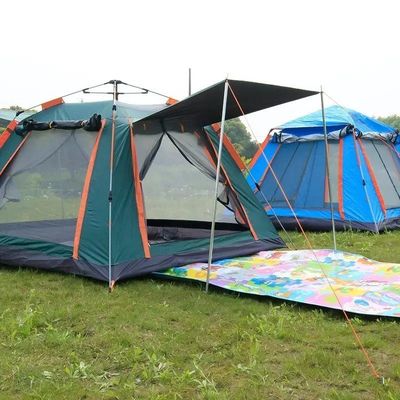 Tienda de campamento automática a medida Revestimiento de plata de poliéster a prueba de agua para el exterior familiar